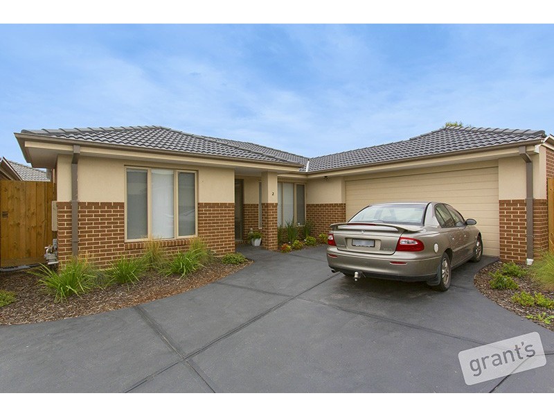 2/12-14 Rosslare Place, Cranbourne VIC 3977