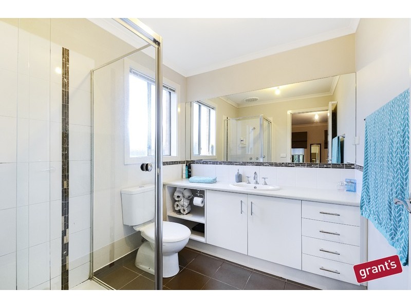 5 Huron Parkway, Pakenham VIC 3810