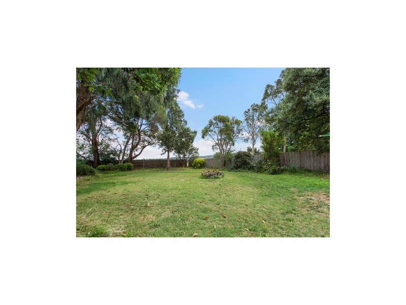 18 Station Street, Officer VIC 3809