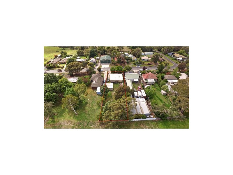 18 Station Street, Officer VIC 3809