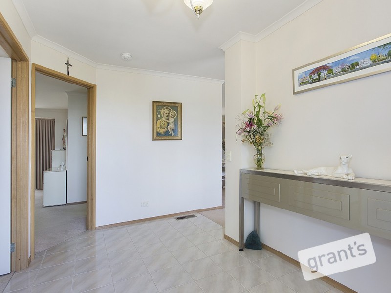 15 Hillview Place, Berwick VIC 3806