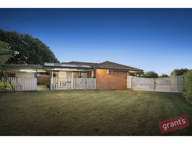 13 Bysouth Court, Pakenham VIC 3810