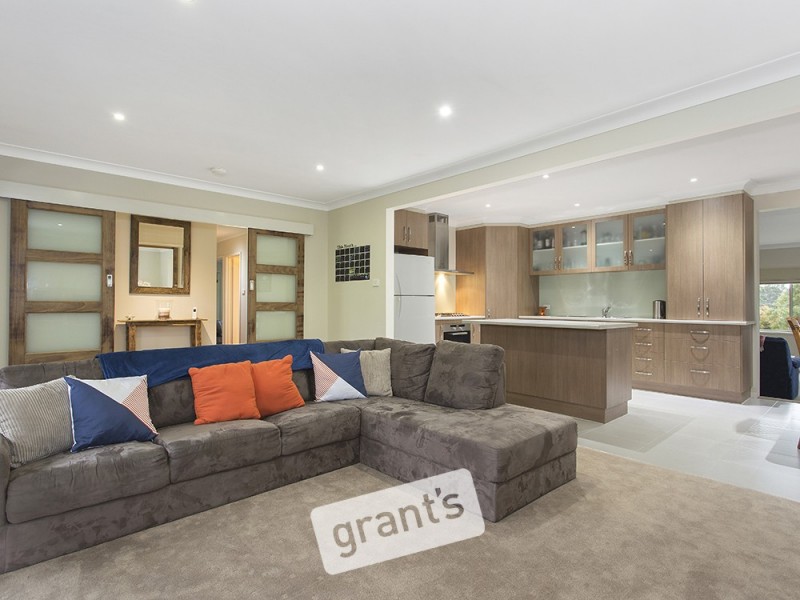 140 Army Road, Pakenham VIC 3810