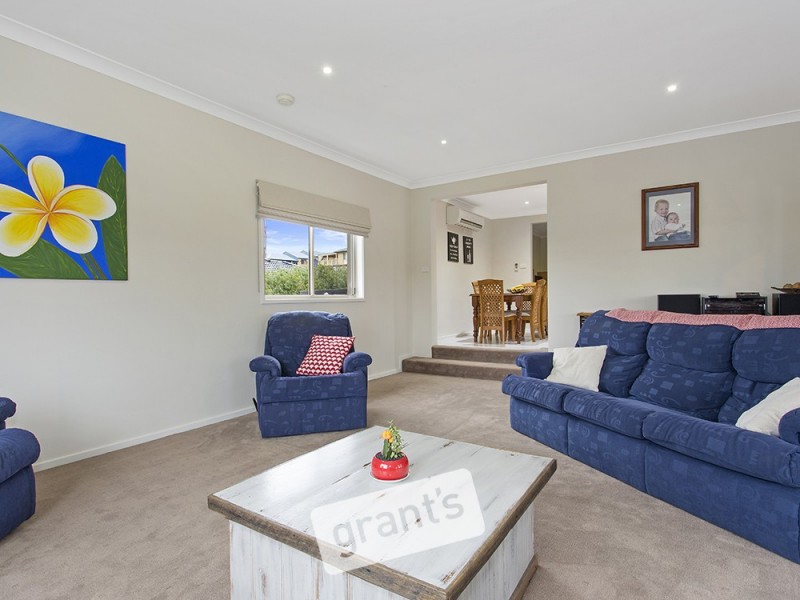140 Army Road, Pakenham VIC 3810