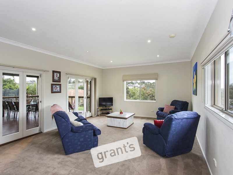 140 Army Road, Pakenham VIC 3810