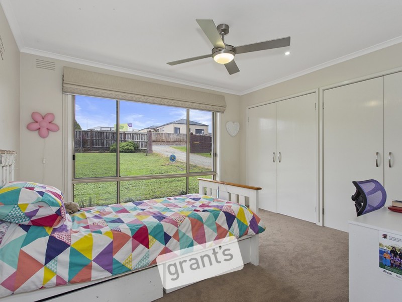 140 Army Road, Pakenham VIC 3810