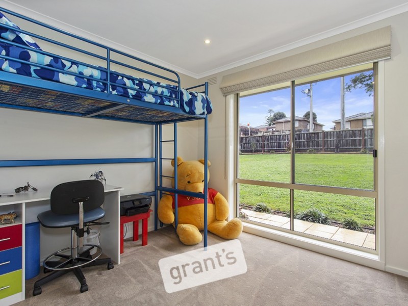 140 Army Road, Pakenham VIC 3810