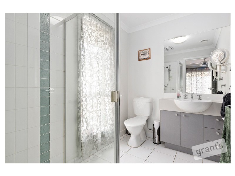 32 Rosella Avenue, Pakenham VIC 3810