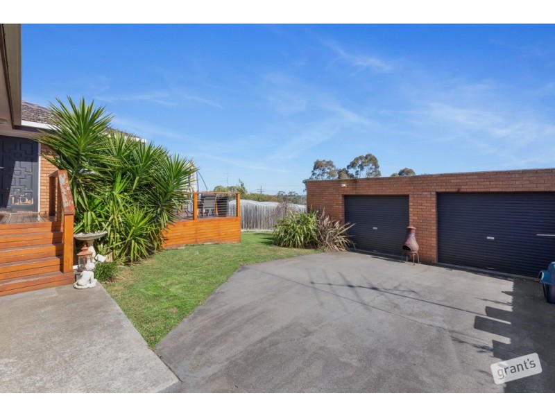 2 Lindsay Street, Drouin VIC 3818