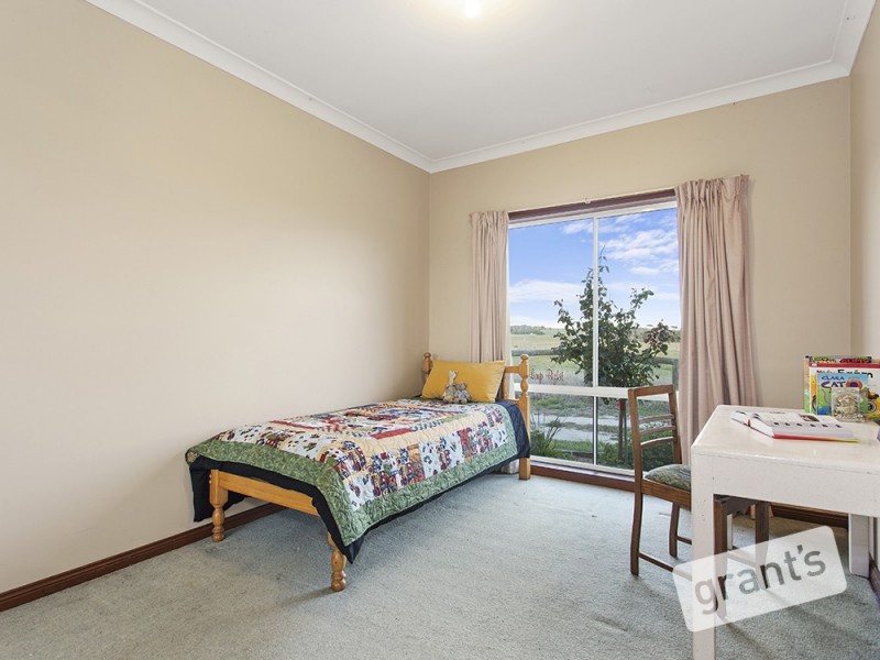 400 Stuchberrys Road, Inverloch VIC 3996