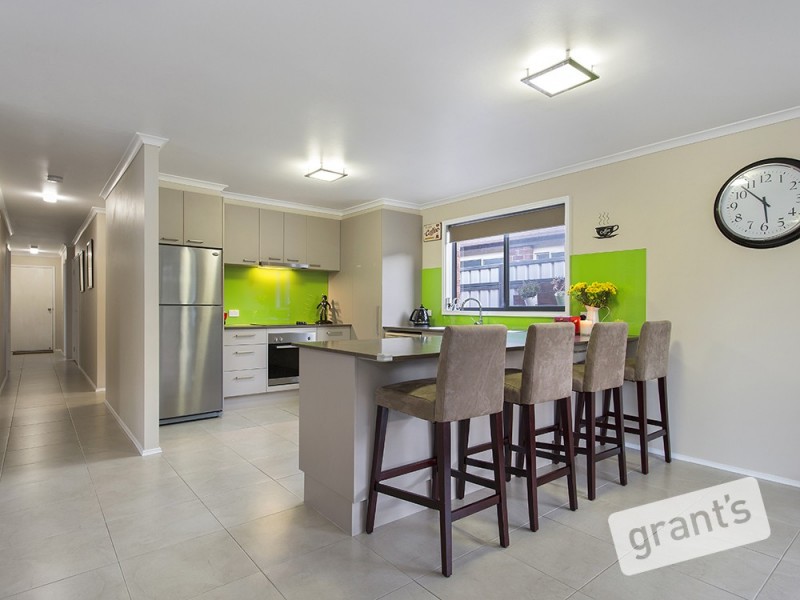 4 Poppy Place, Carrum Downs VIC 3201