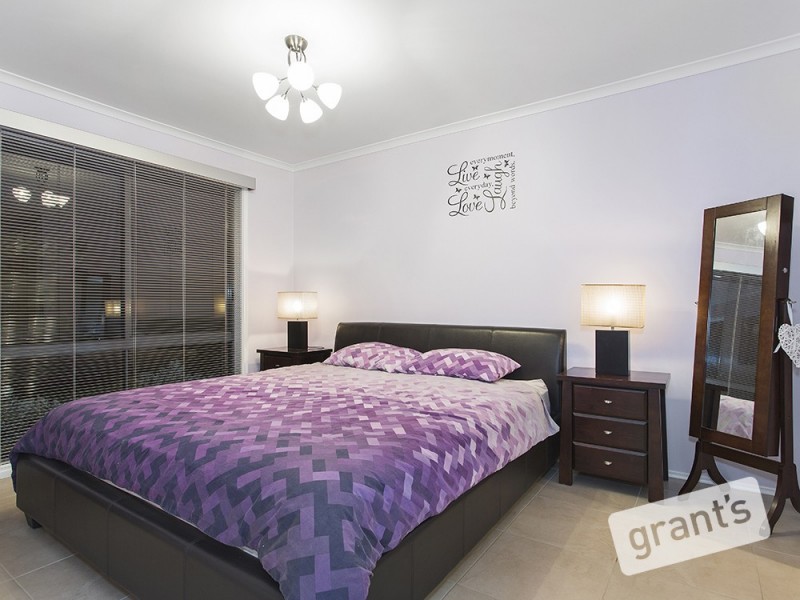 4 Poppy Place, Carrum Downs VIC 3201