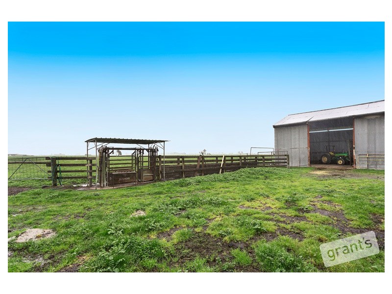 730 Murray Road, Iona VIC 3815