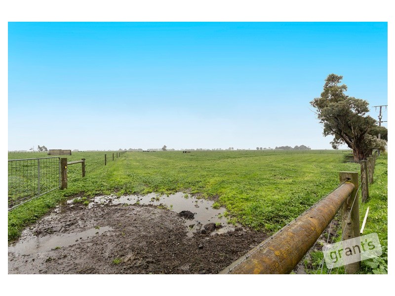 730 Murray Road, Iona VIC 3815