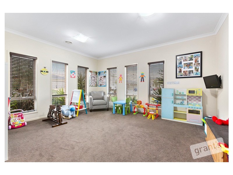 6 Bittern Link, Pakenham VIC 3810