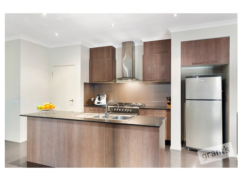 6 Bittern Link, Pakenham VIC 3810