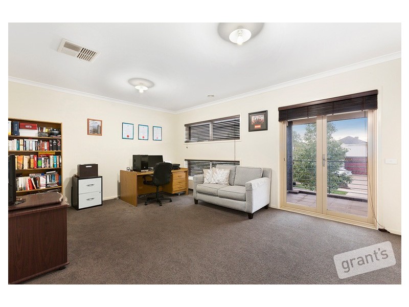 6 Bittern Link, Pakenham VIC 3810