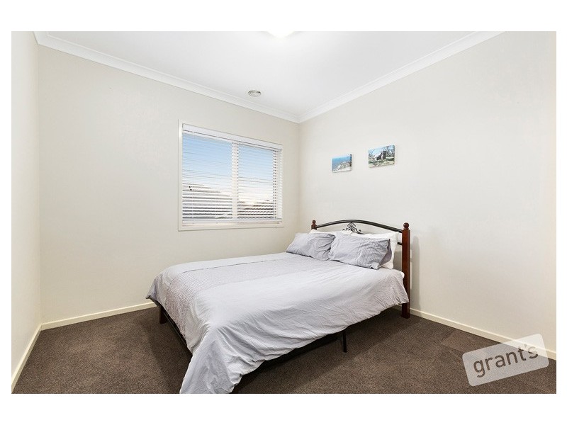 6 Bittern Link, Pakenham VIC 3810