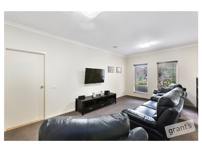 6 Bittern Link, Pakenham VIC 3810