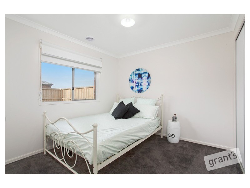 14 Egerton Street, Officer VIC 3809