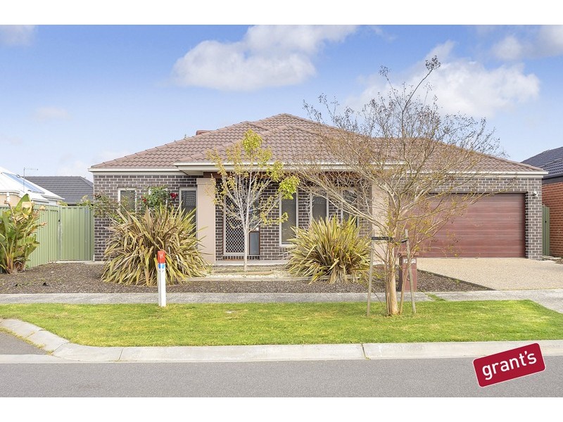 3 Charolais Court, Pakenham VIC 3810