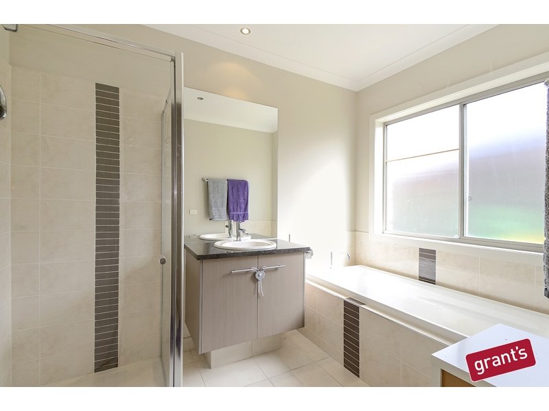 3 Charolais Court, Pakenham VIC 3810