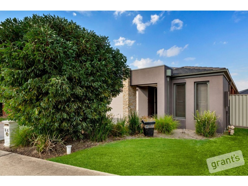86 Henry Road, Pakenham VIC 3810