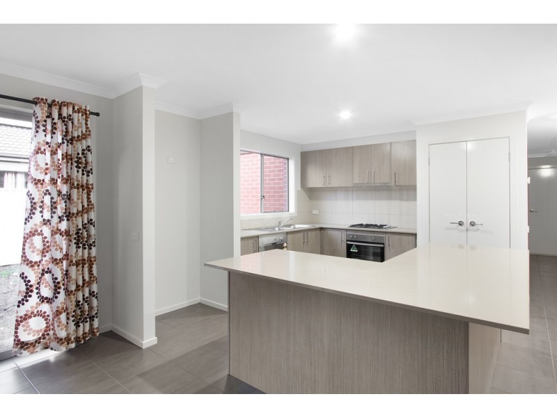 44 Salvia Avenue, Pakenham VIC 3810