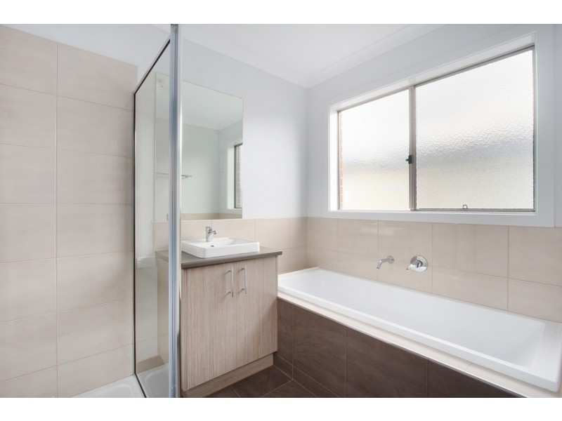 44 Salvia Avenue, Pakenham VIC 3810