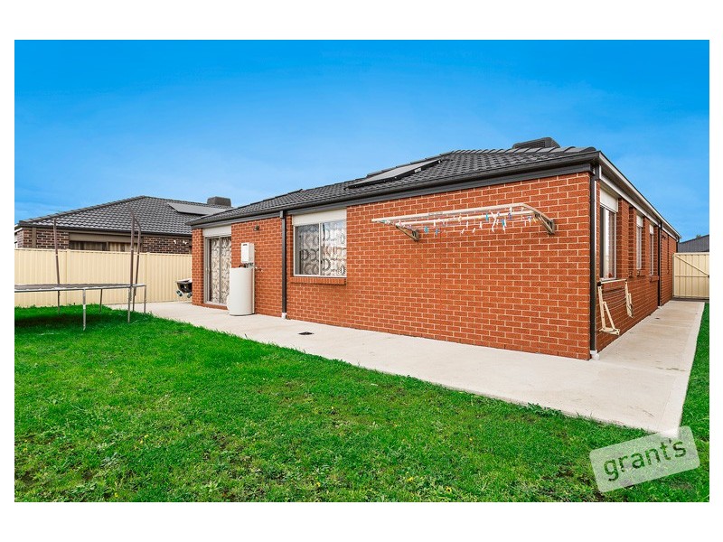 44 Salvia Avenue, Pakenham VIC 3810