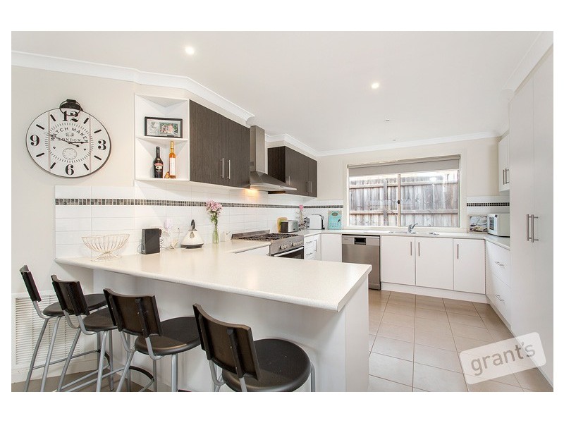 32 Summerhill Boulevard, Drouin VIC 3818