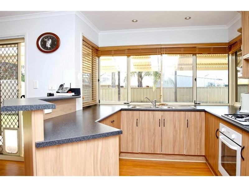 5 Gluford Court, Andrews Farm SA 5114