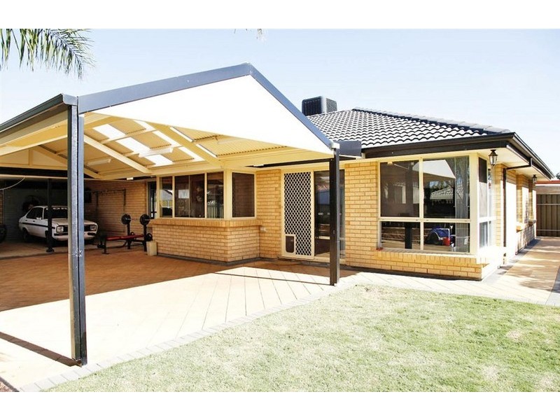 5 Gluford Court, Andrews Farm SA 5114