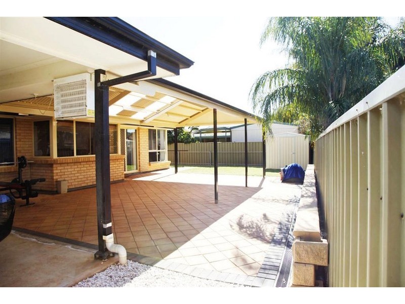 5 Gluford Court, Andrews Farm SA 5114