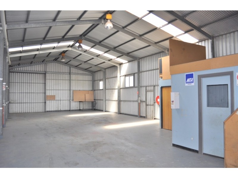 3,28 Willochra Rd, Salisbury Plain SA 5109