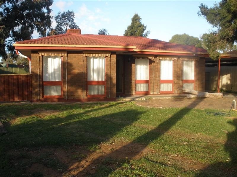 9 Lillee Avenue, Brahma Lodge SA 5109