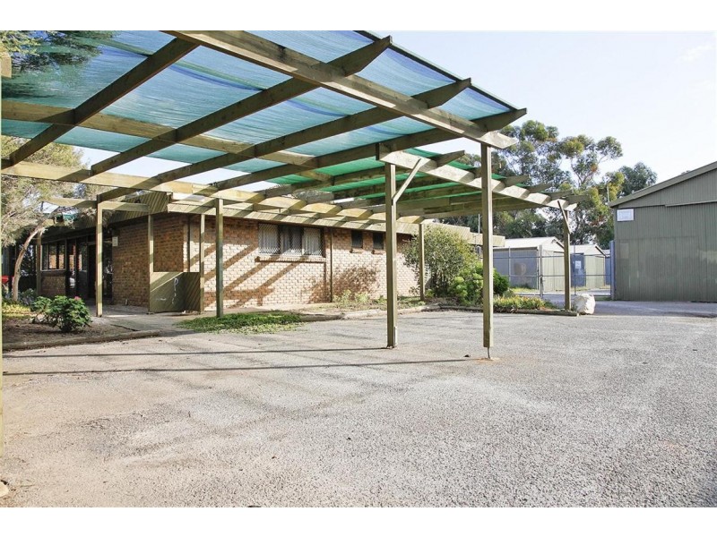 4 Bayer Road, Elizabeth South SA 5112