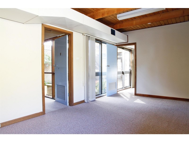 4 Bayer Road, Elizabeth South SA 5112