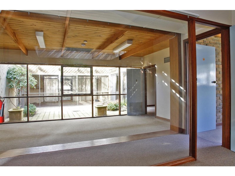 4 Bayer Road, Elizabeth South SA 5112