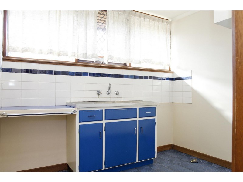 4 Bayer Road, Elizabeth South SA 5112