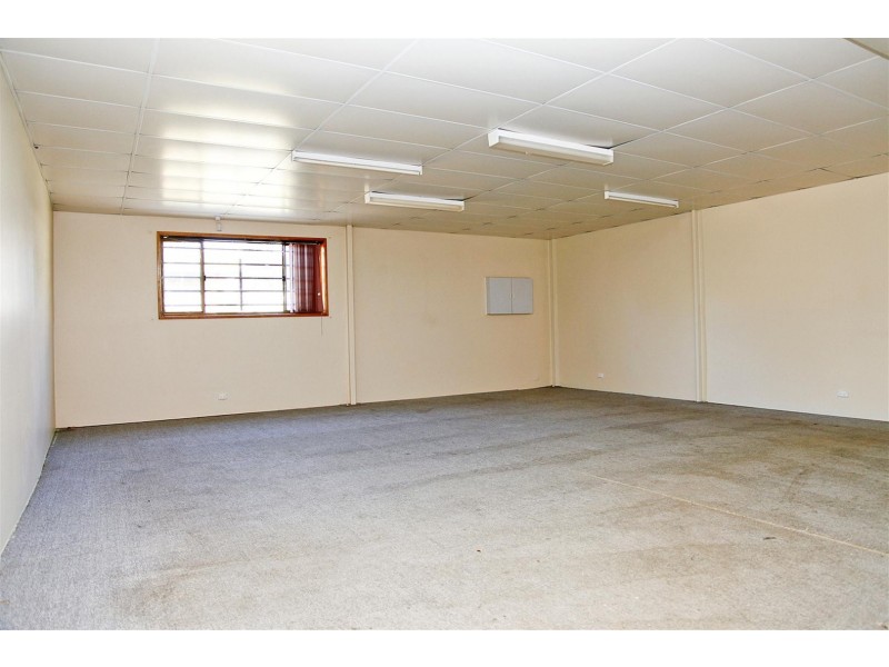 4 Bayer Road, Elizabeth South SA 5112