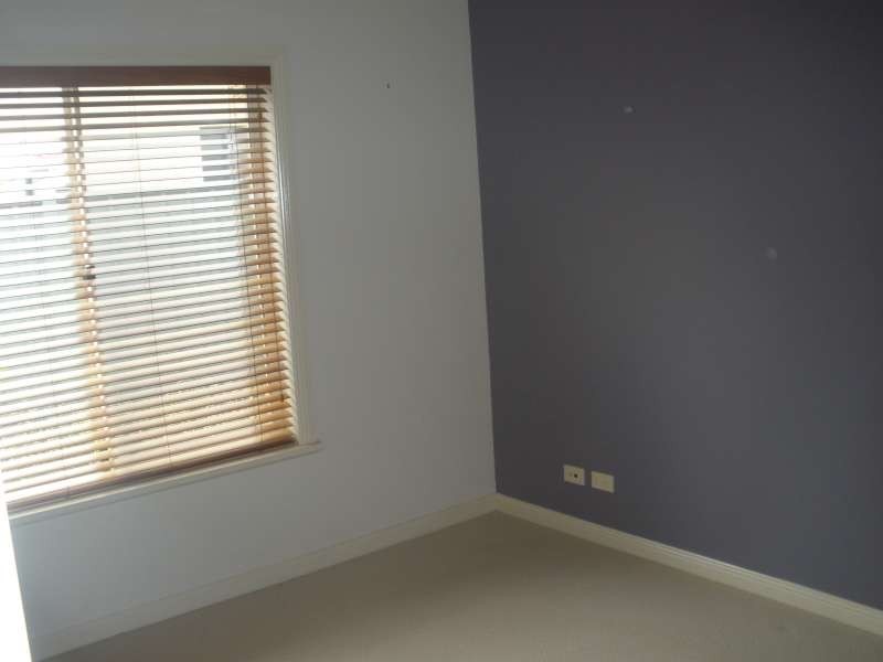 15 Emerald Street, Mawson Lakes SA 5095