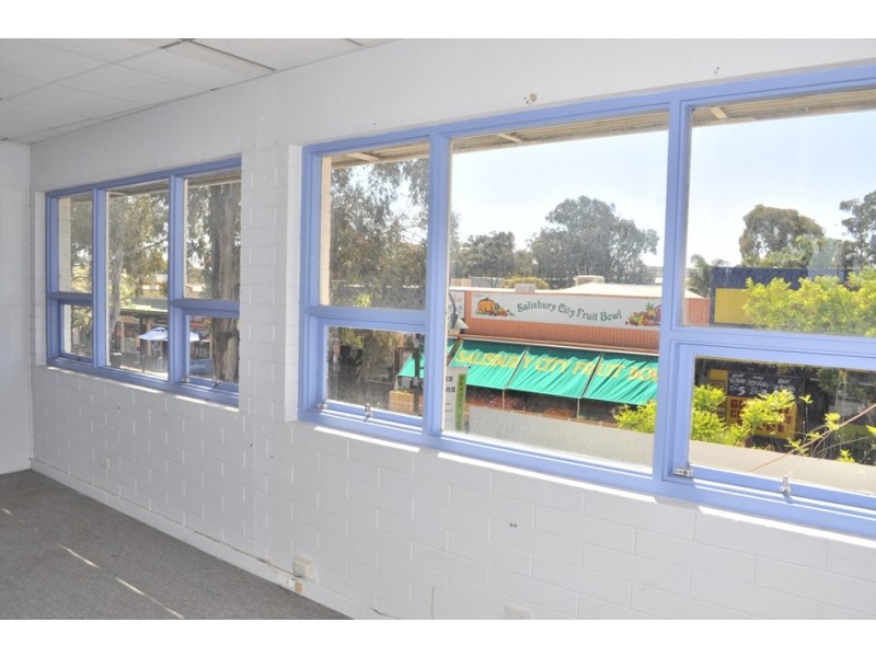 49 John St, Salisbury SA 5108