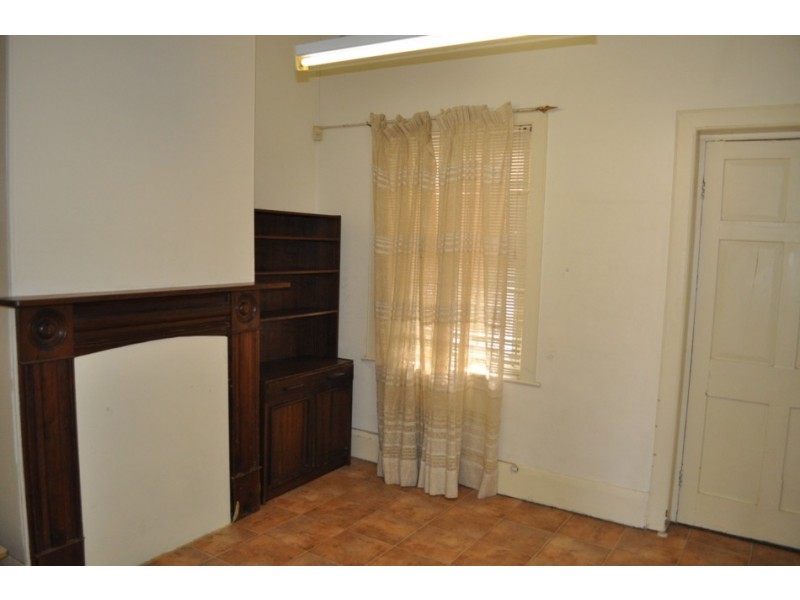 18 Commercial Rd, Salisbury SA 5108