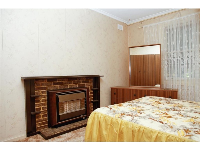 15 Dorothy St, Brahma Lodge SA 5109