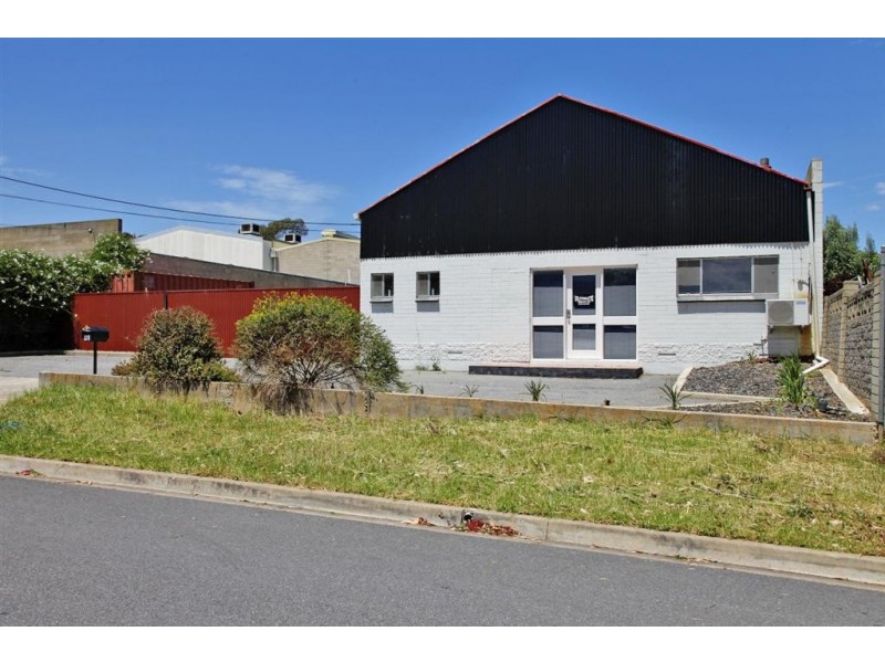 11 Jennifer Avenue, Ridgehaven SA 5097