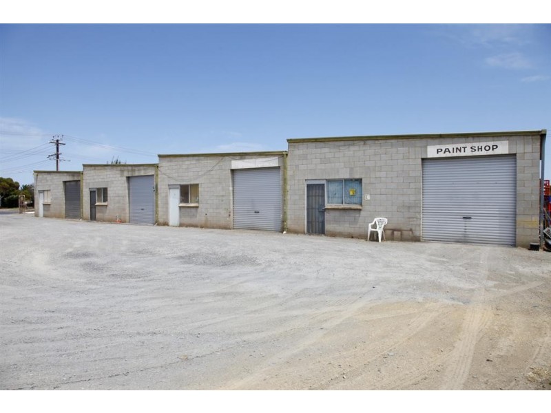 11 Bradpole Rd, Elizabeth West SA 5113