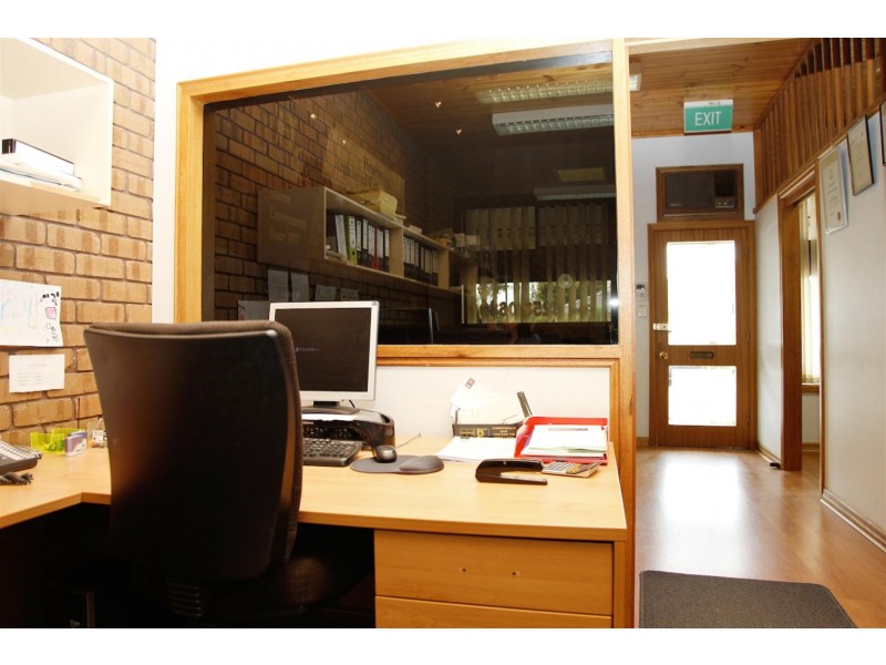 5,38 Commercial Road, Salisbury SA 5108