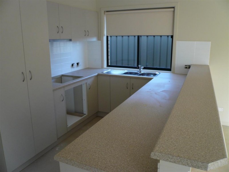 43 Chateau Ave, Andrews Farm SA 5114