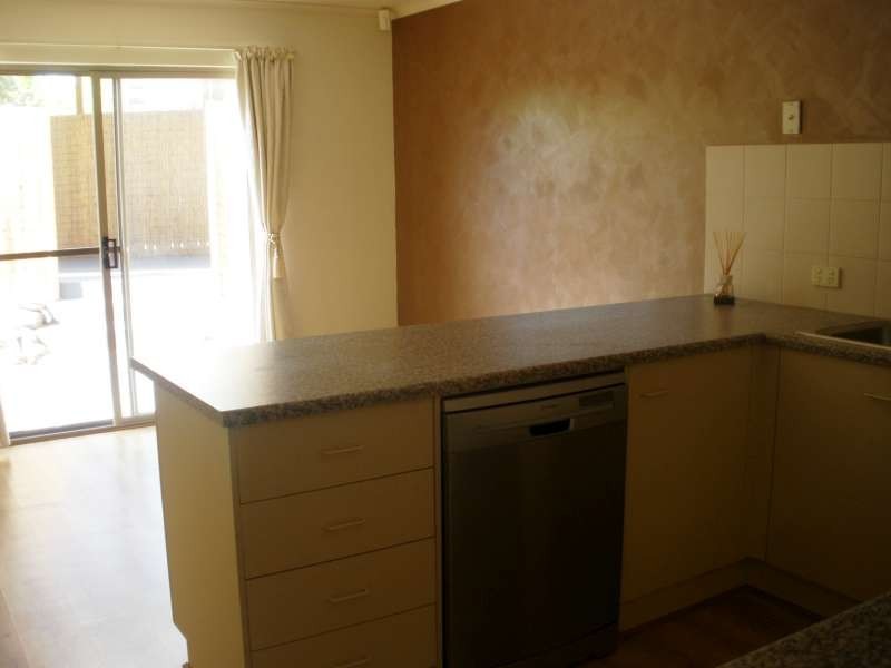 6/12-19 Ridgeway Court, Wynn Vale SA 5127